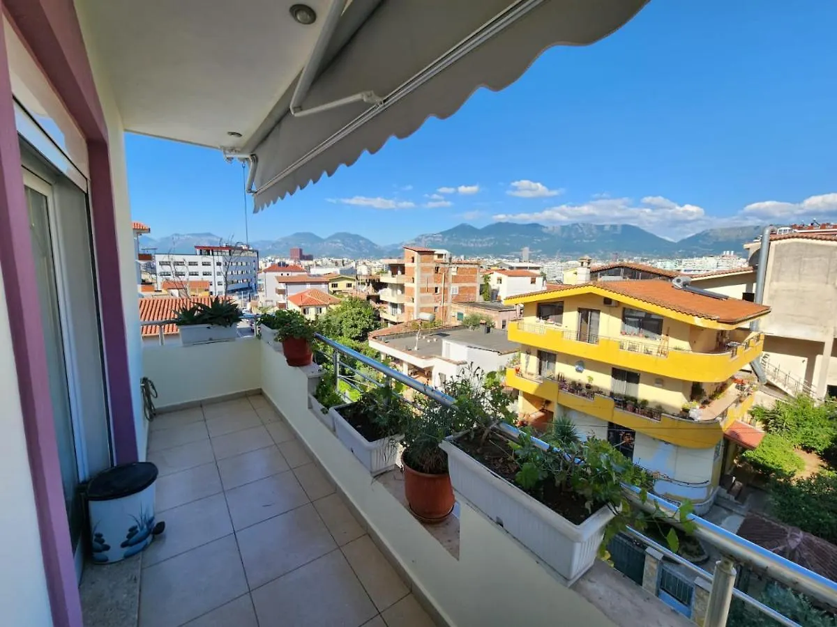 Tirana Class House Guest house